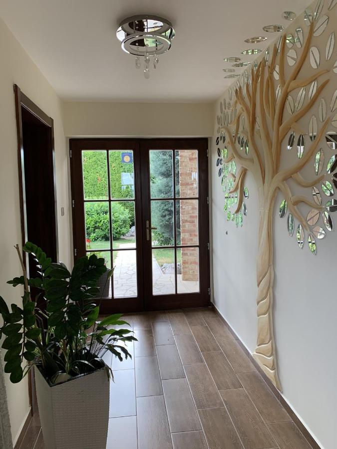Villa Garden Залегершег Екстериор снимка