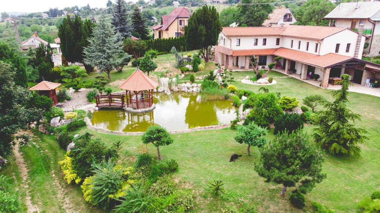 Villa Garden Залегершег Екстериор снимка